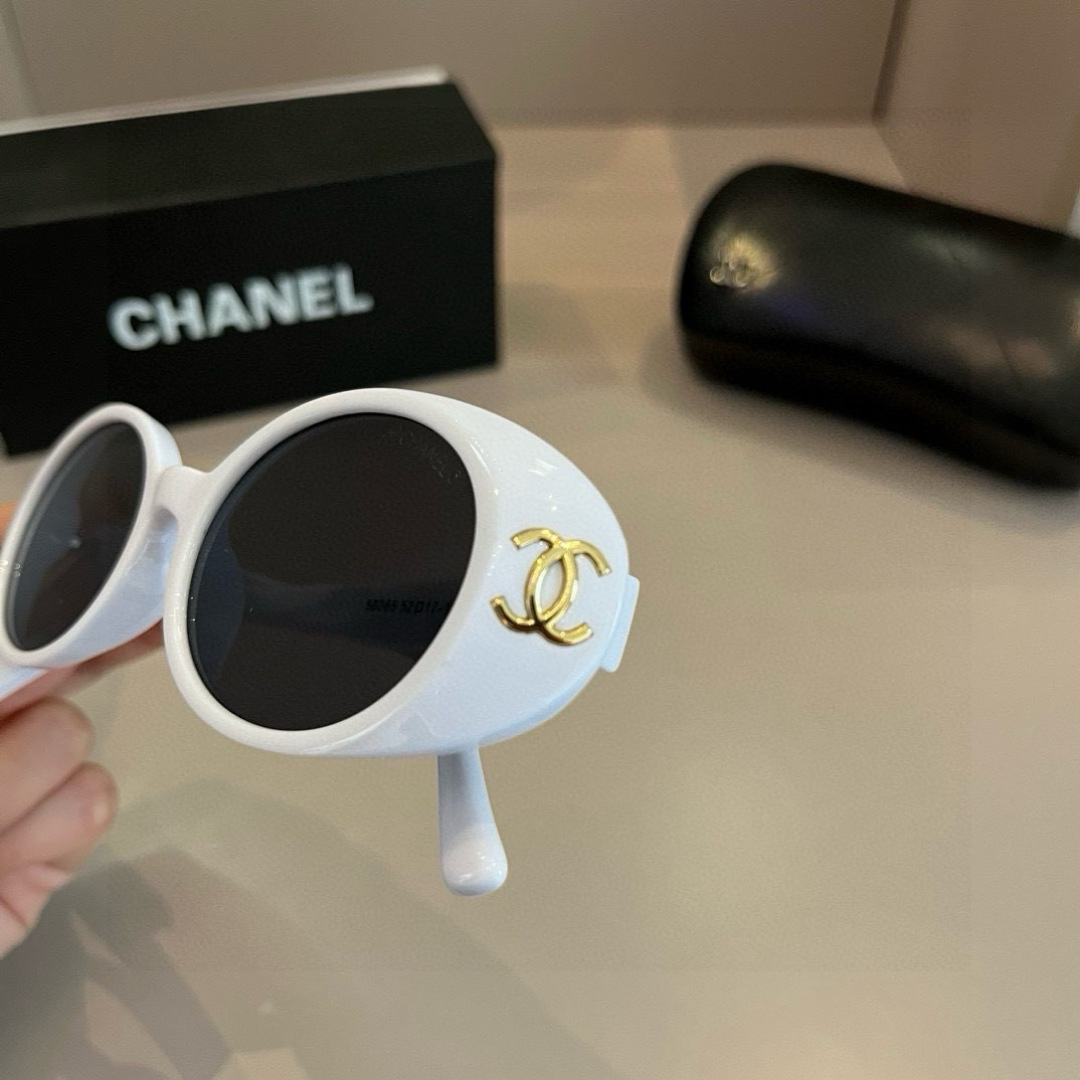 Chanel round frame sunglasses