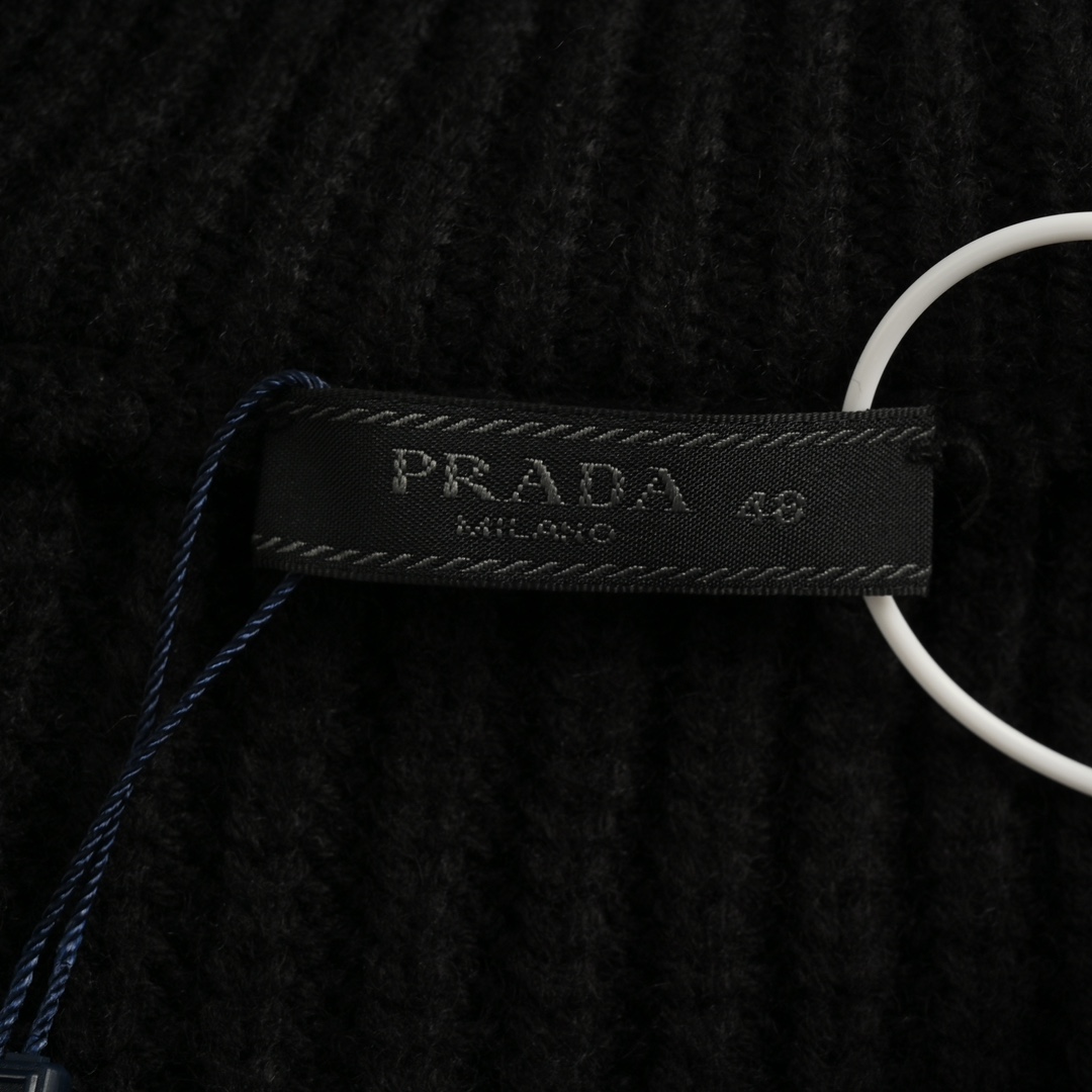 Prada 24Fw triangle logo patchwork knitted sweater