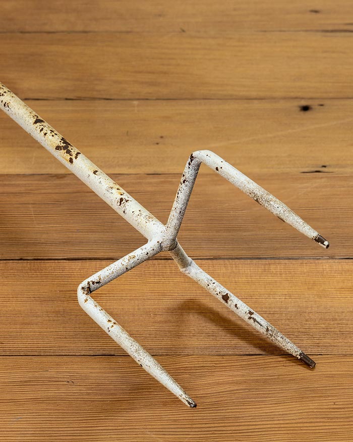 ⚡Flash Sale⚡White Metal Scarecrow Yard Stake