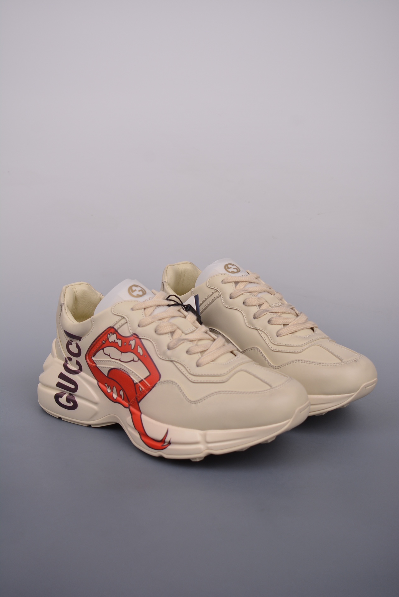 Gucci Ivory White Lips Print