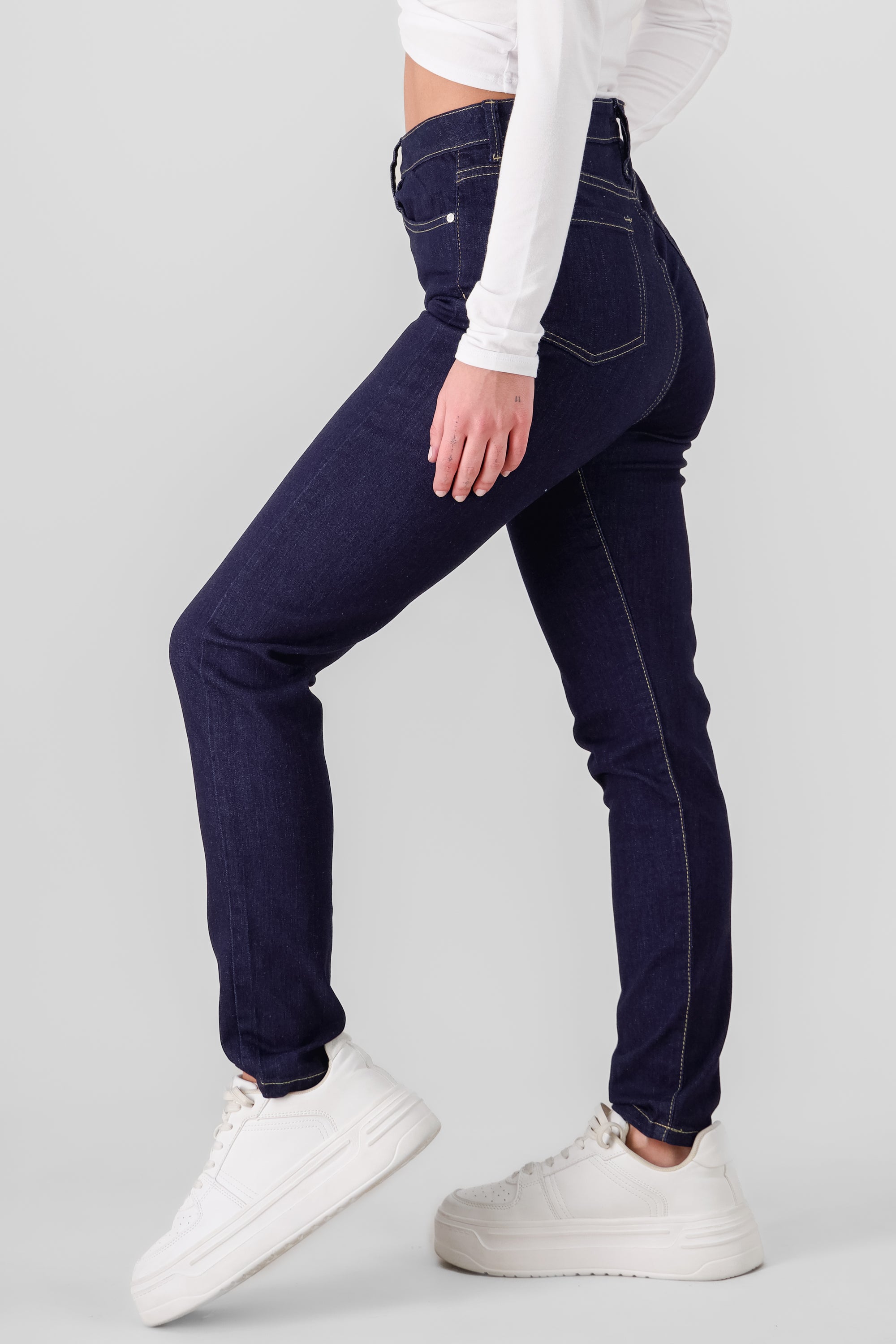 Solid Skinny Jeans