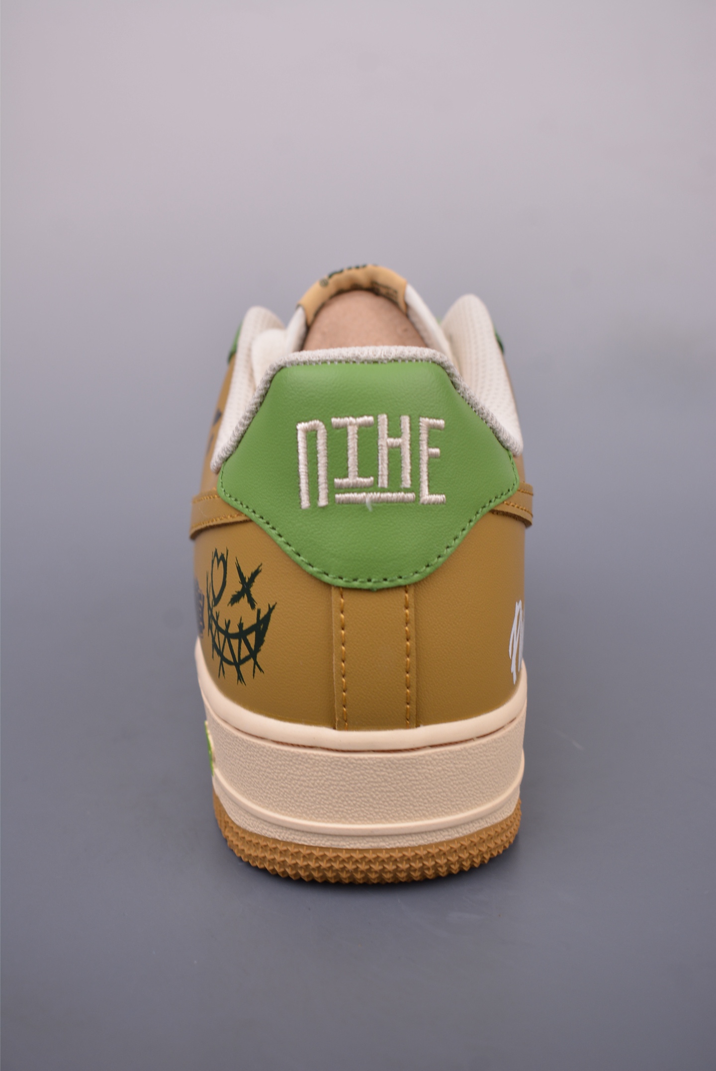 Nike Air Force 1 07 LV8 Low Sneakers Chivalry XL2321-666