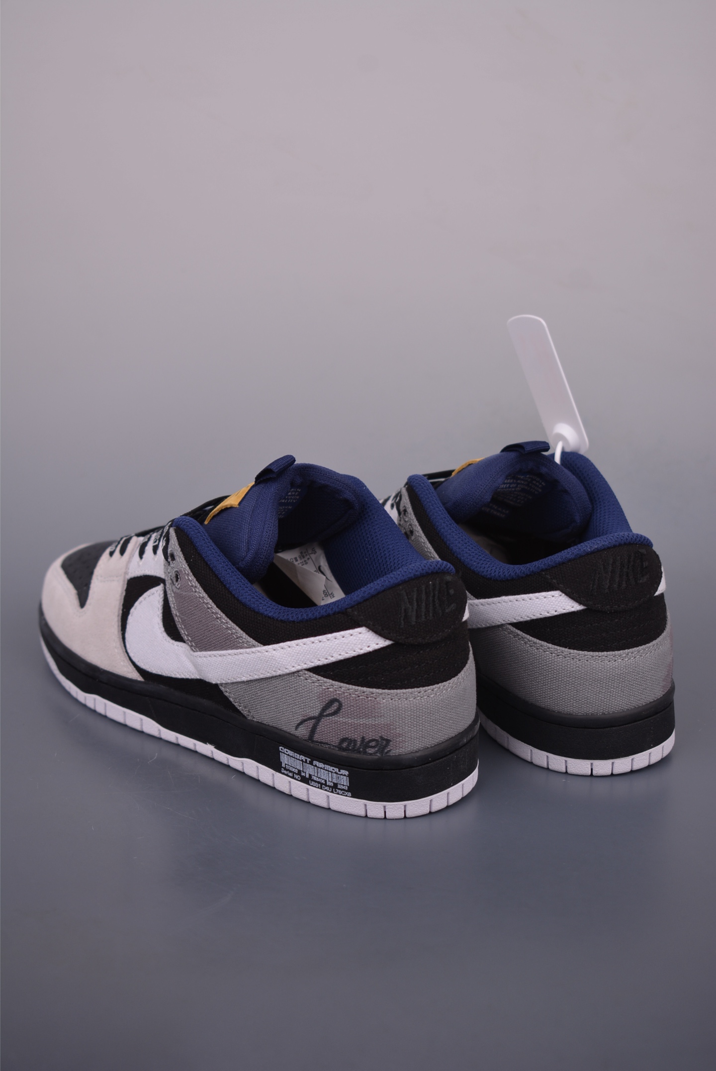 Nike SB Dunk Low 