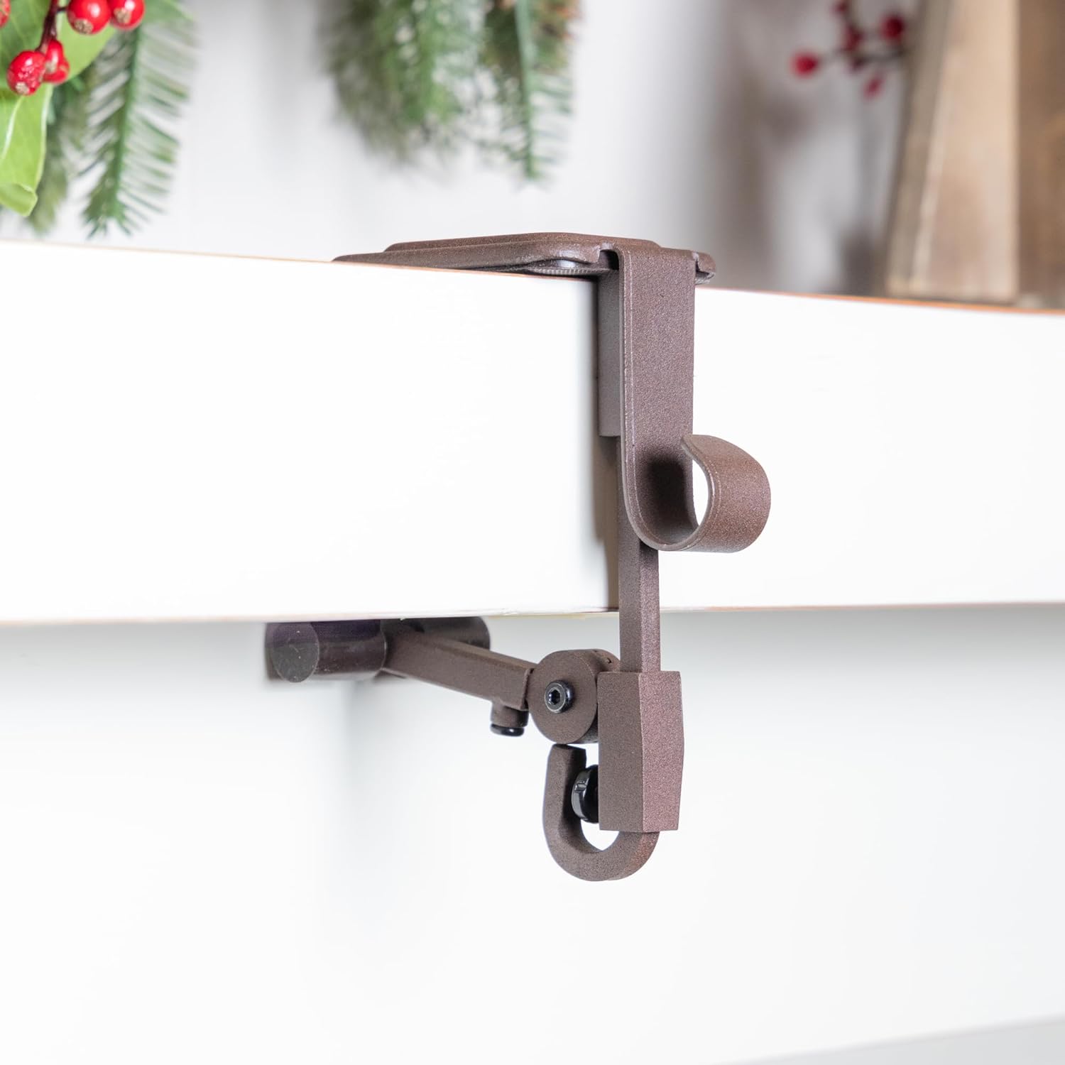 (🎅EARLY XMAS SALE - 60% OFF)Fireplace Stocking and Garland Hanger