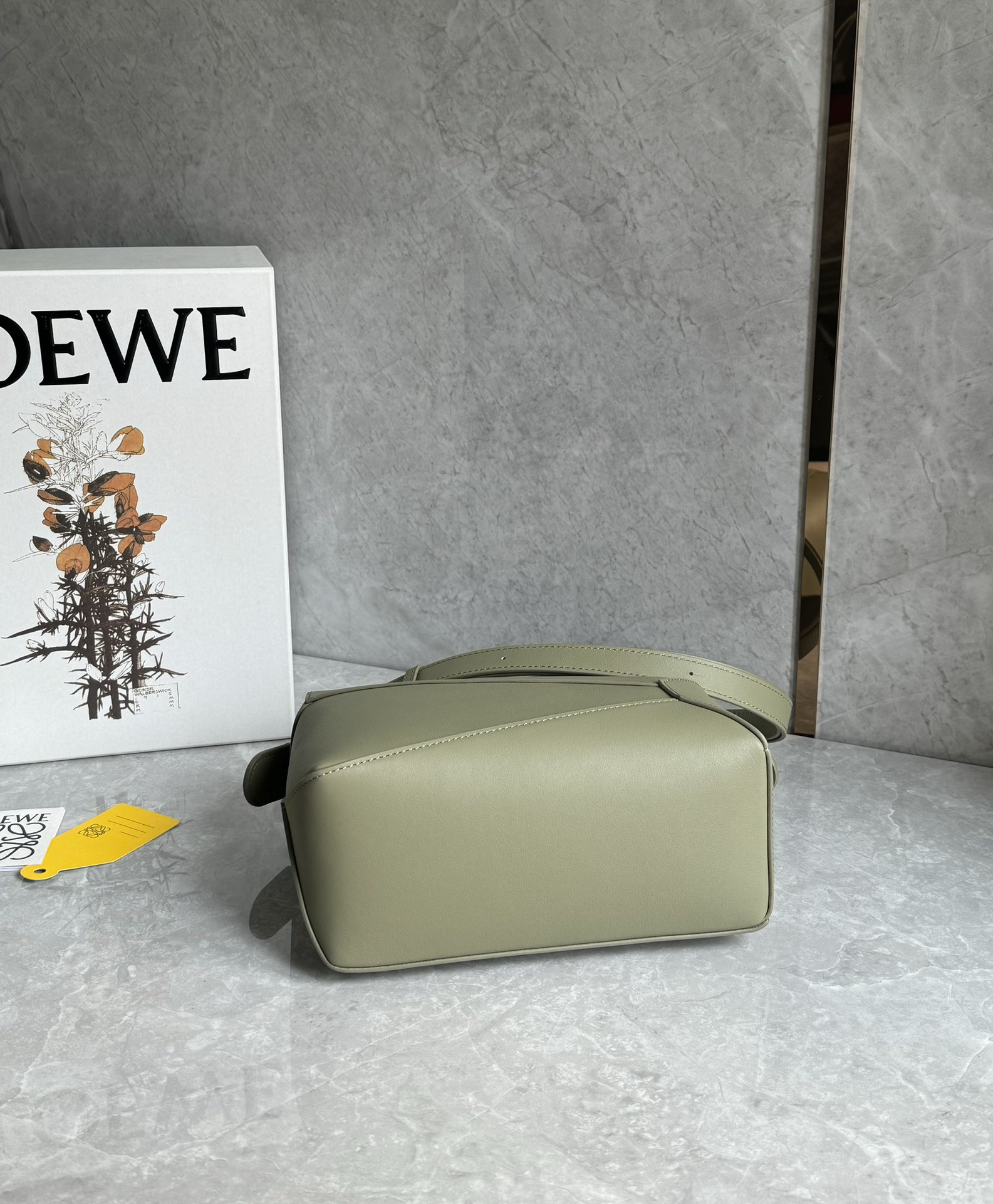 Loewe suede colorblocked zzle bag 0681