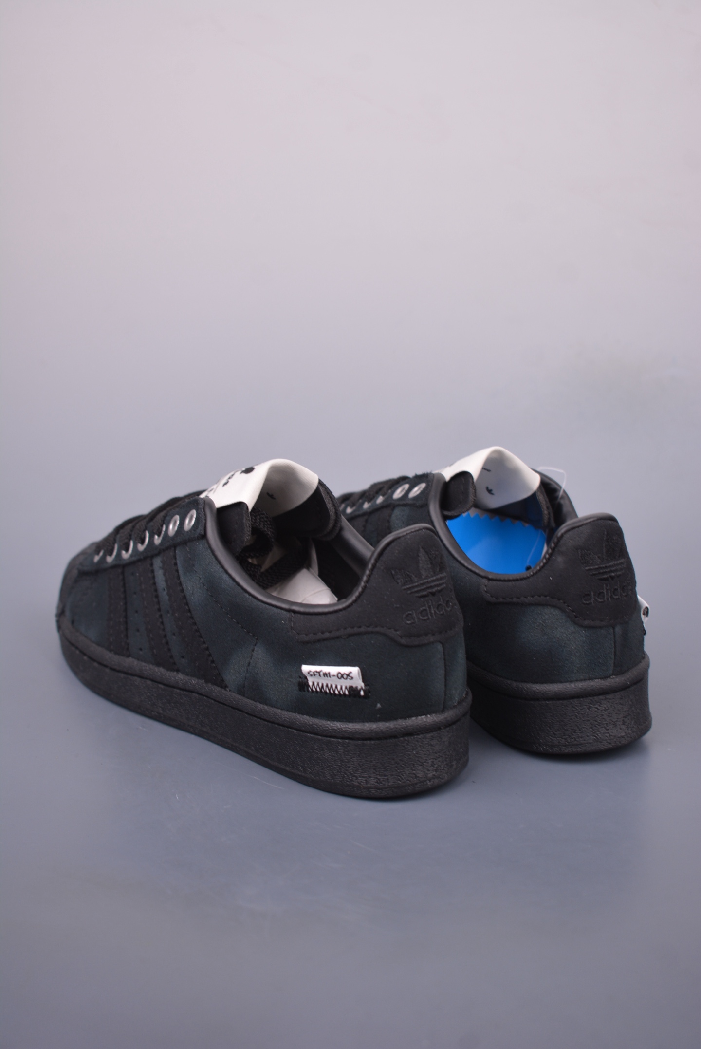 SONG FOR THE MUTE x adidas originals Superstar82 sneakers Black JP7676