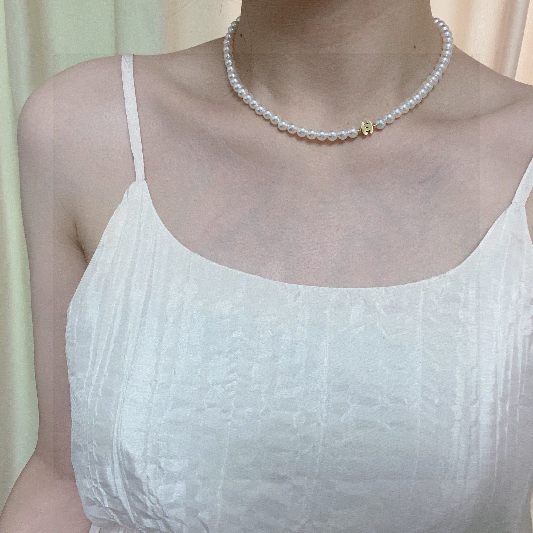 Chanel New Korean Pearl Necklace