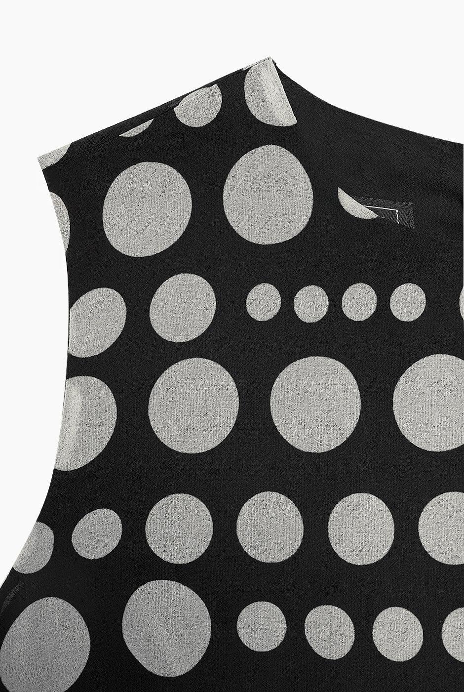 Vestido sin mangas y estampado