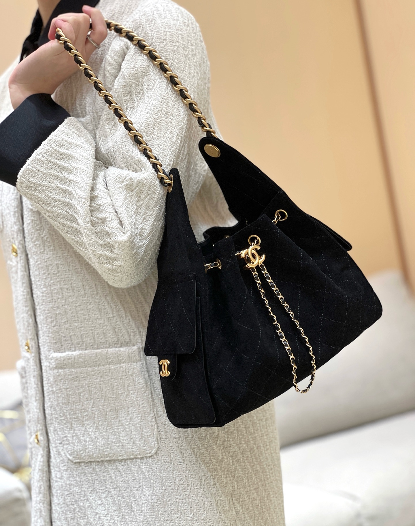 Chanel 25C Early Spring Series Hobo Underarm Bag AS5293