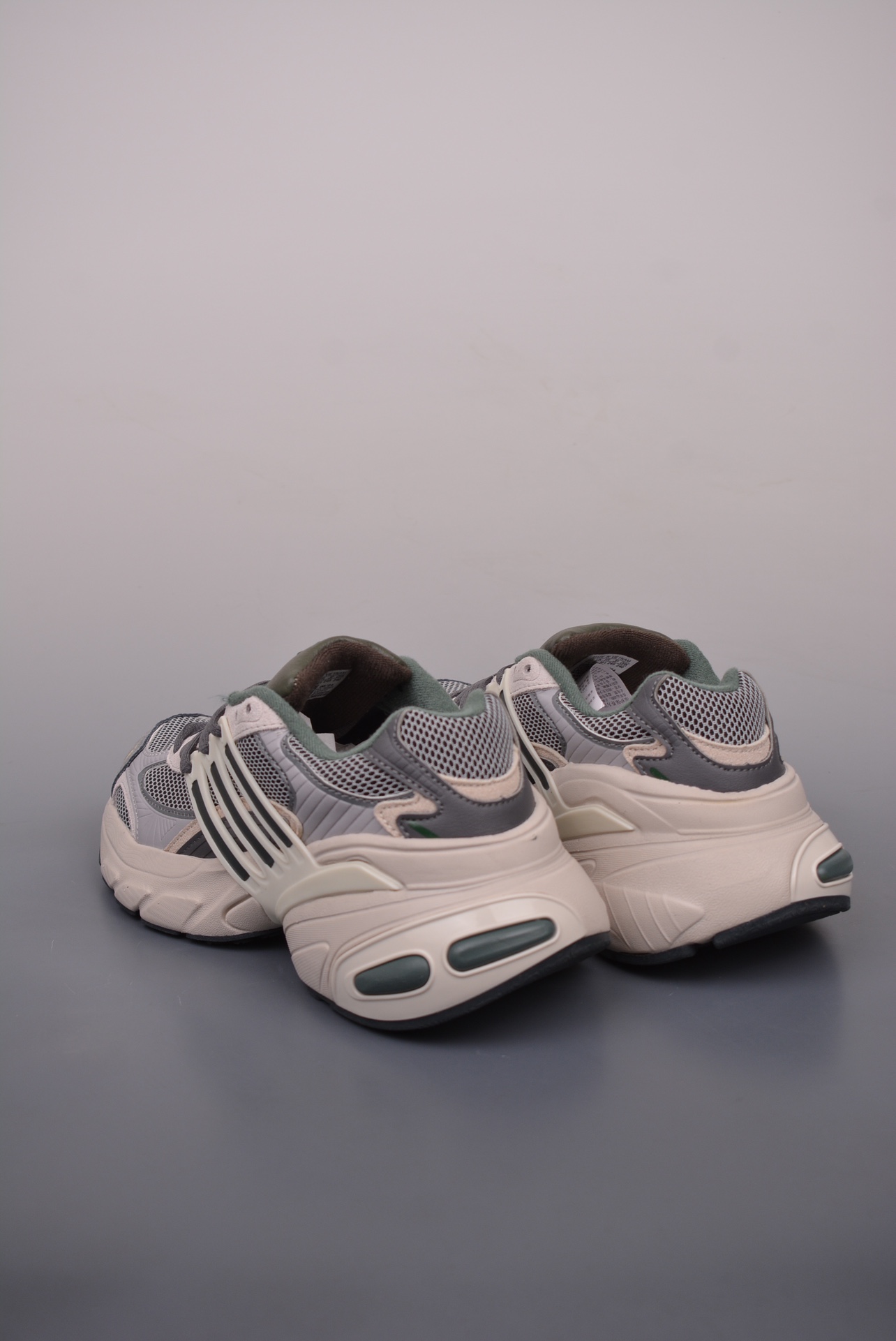 Adidas XLG Runner Deluxe Silver Gray Binding Rope Old Version IE3912