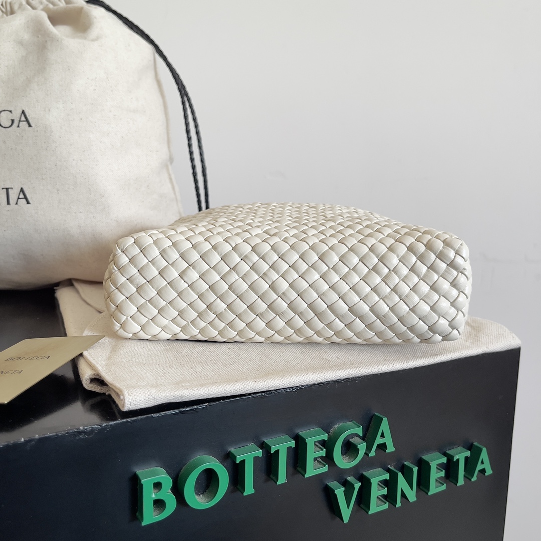 Bottega Veneta TOSCA woven handbag 776755