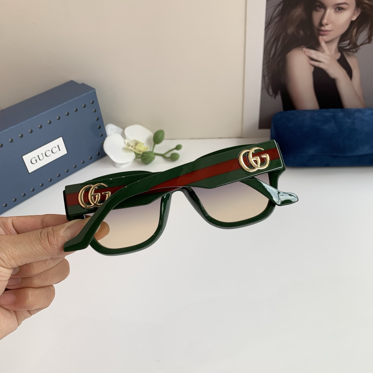Gucci Round Frame Sunglasses
