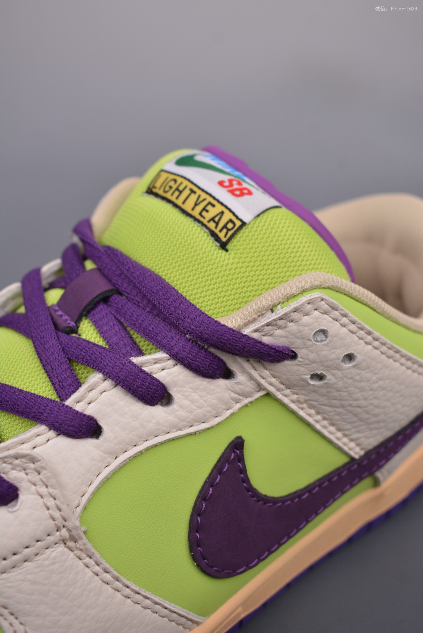 BUZZ LIGHTYEAR x NIKE DUNK LOW  sneakers