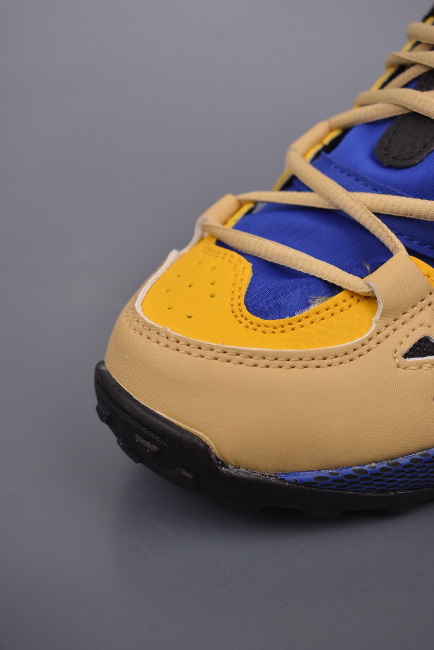 Nike ACG Air Exploraid Yellow Blue Black  FJ1920-400