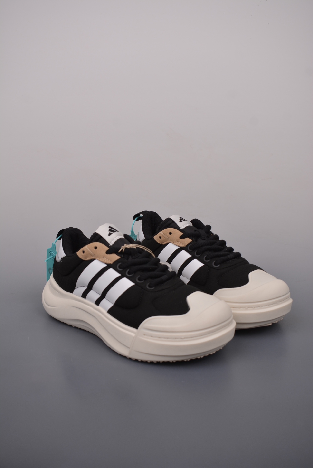 adidas MAXXCOURT SPW black and white IH6058