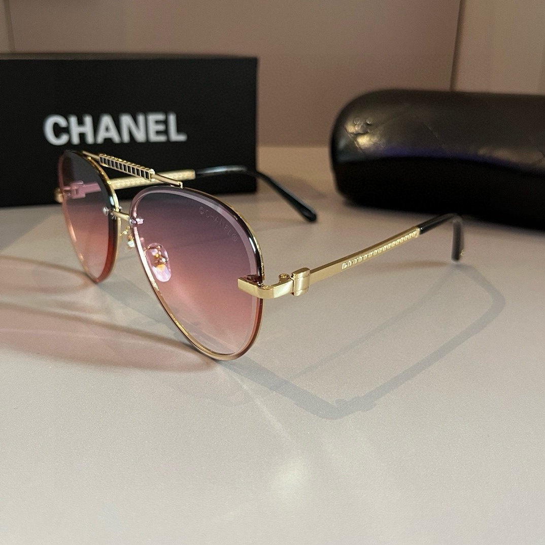 Chanel round frame sunglasses