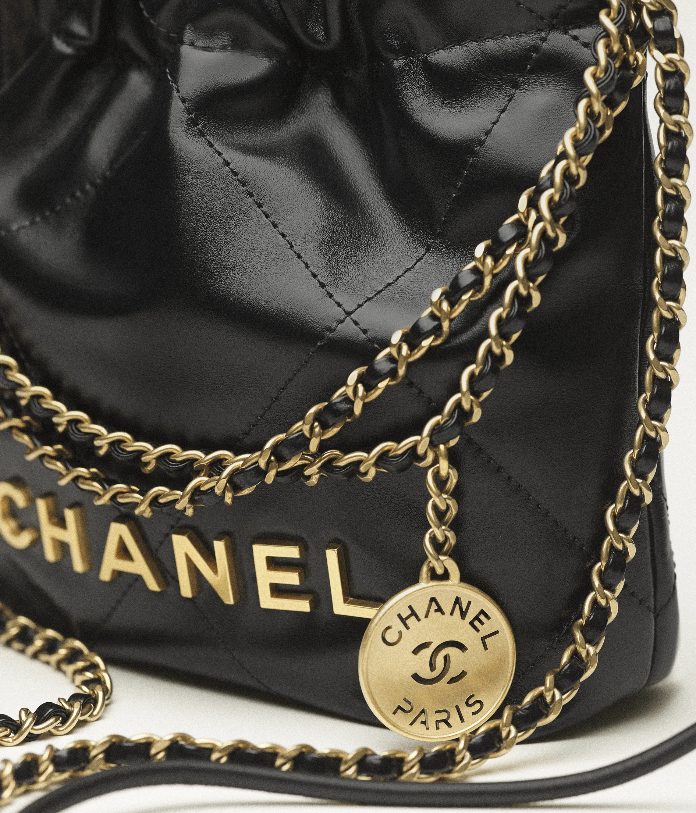 CHANEL 22 Mini Handbag Shiny Calfskin & Gold-Tone Metal Black AS3980-B19059-94305