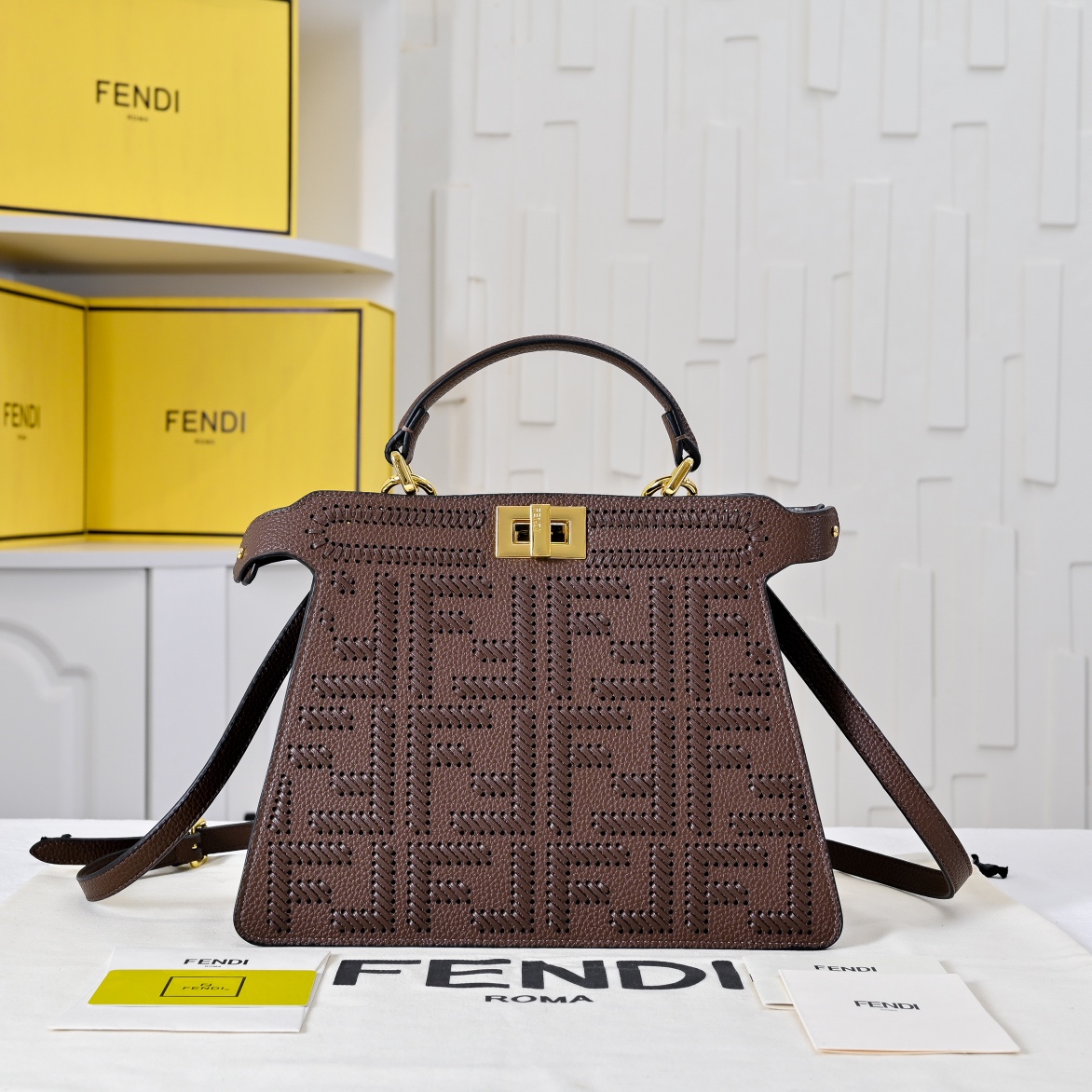 FENDI ekaboo iseeu small bag 3372