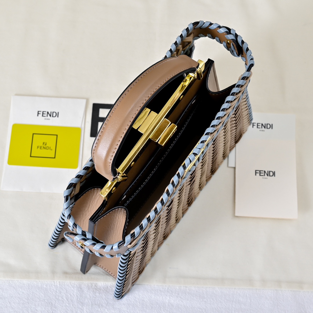 FENDI Iconic ekaboo ISeeU Large Bag 3374