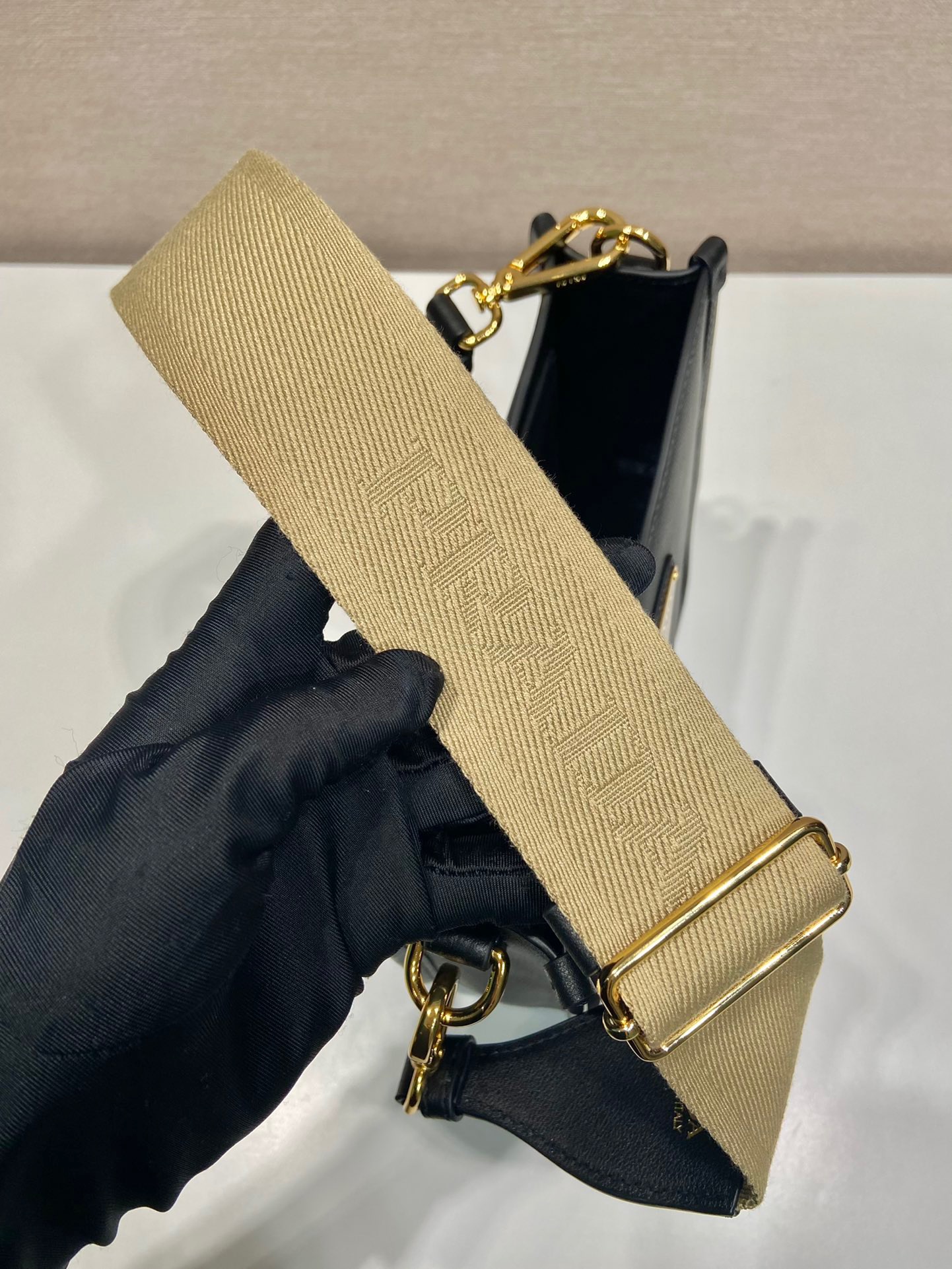 Prada tote shoulder bag 1BH220