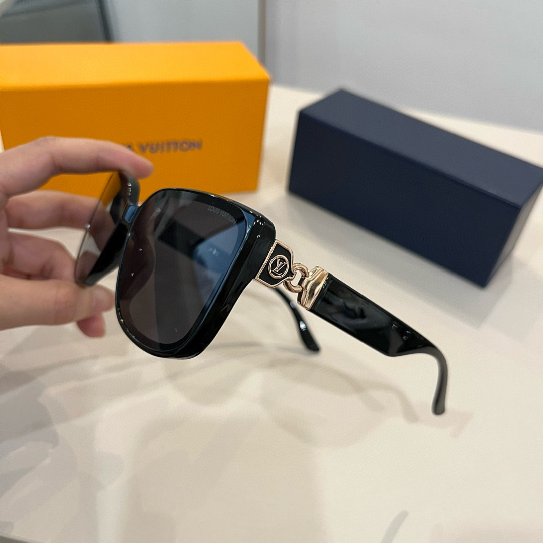 Louis Vuitton Square Frame Sunglasses