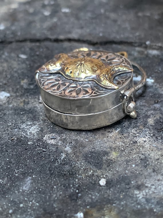 🔥New Sale 49% OFF - 🌙Triple moon silver locket with tree life