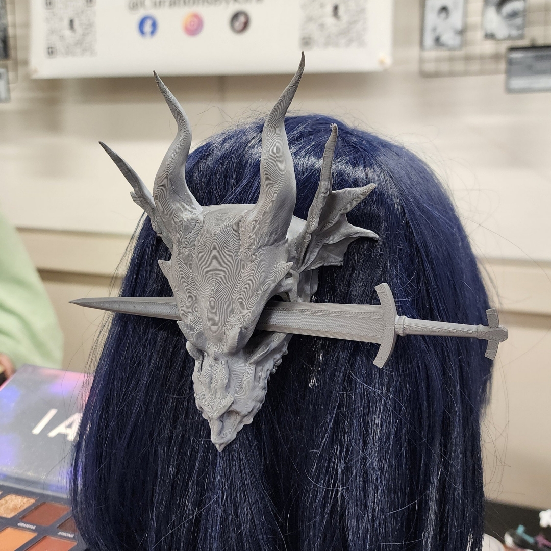 👍2024 New Arrival- 50% OFF💥Dragon Hair Piece with Sword