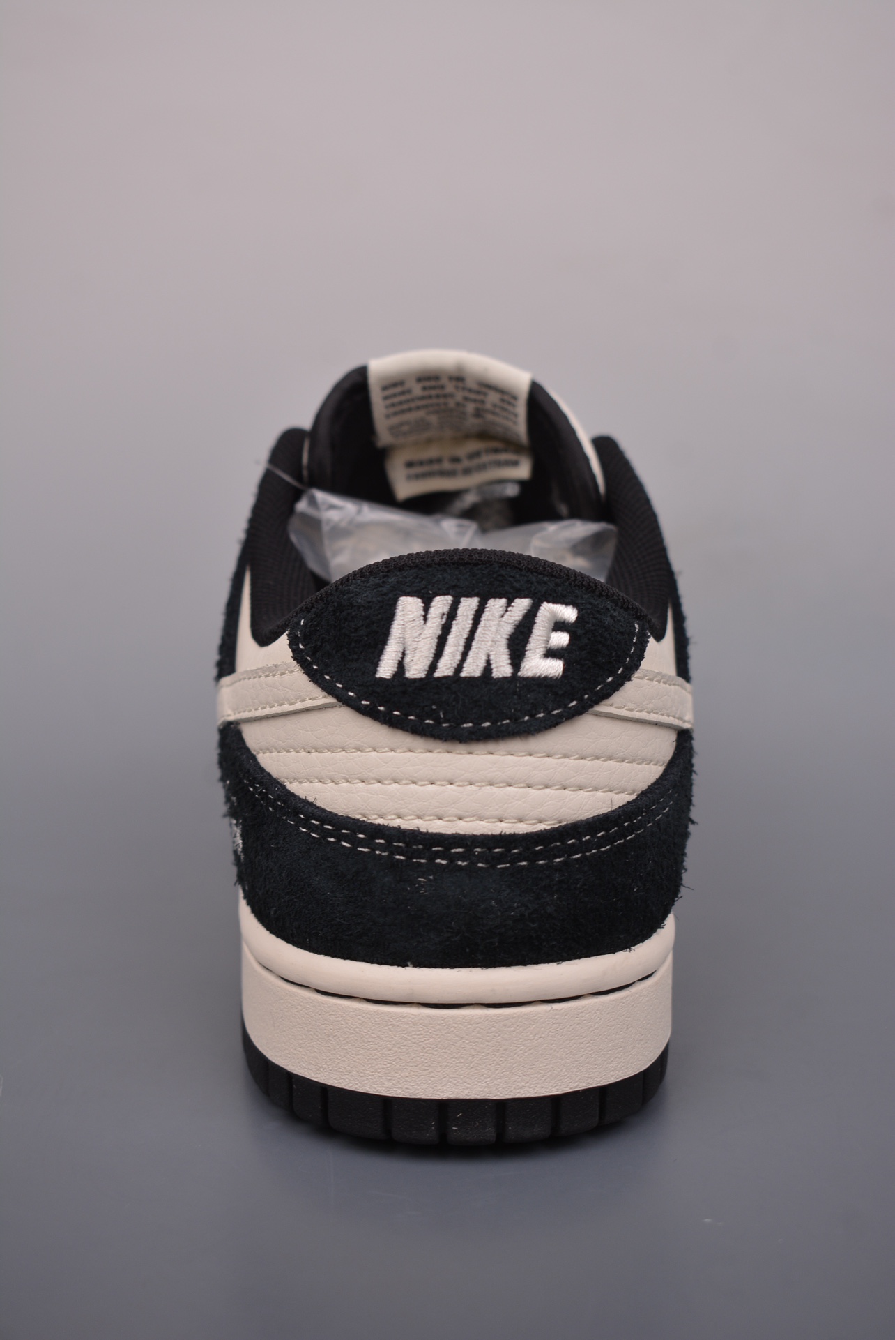 Stussy x Nike By You SB Dunk Low Retro SP Black and White Embroidery XY1688-017
