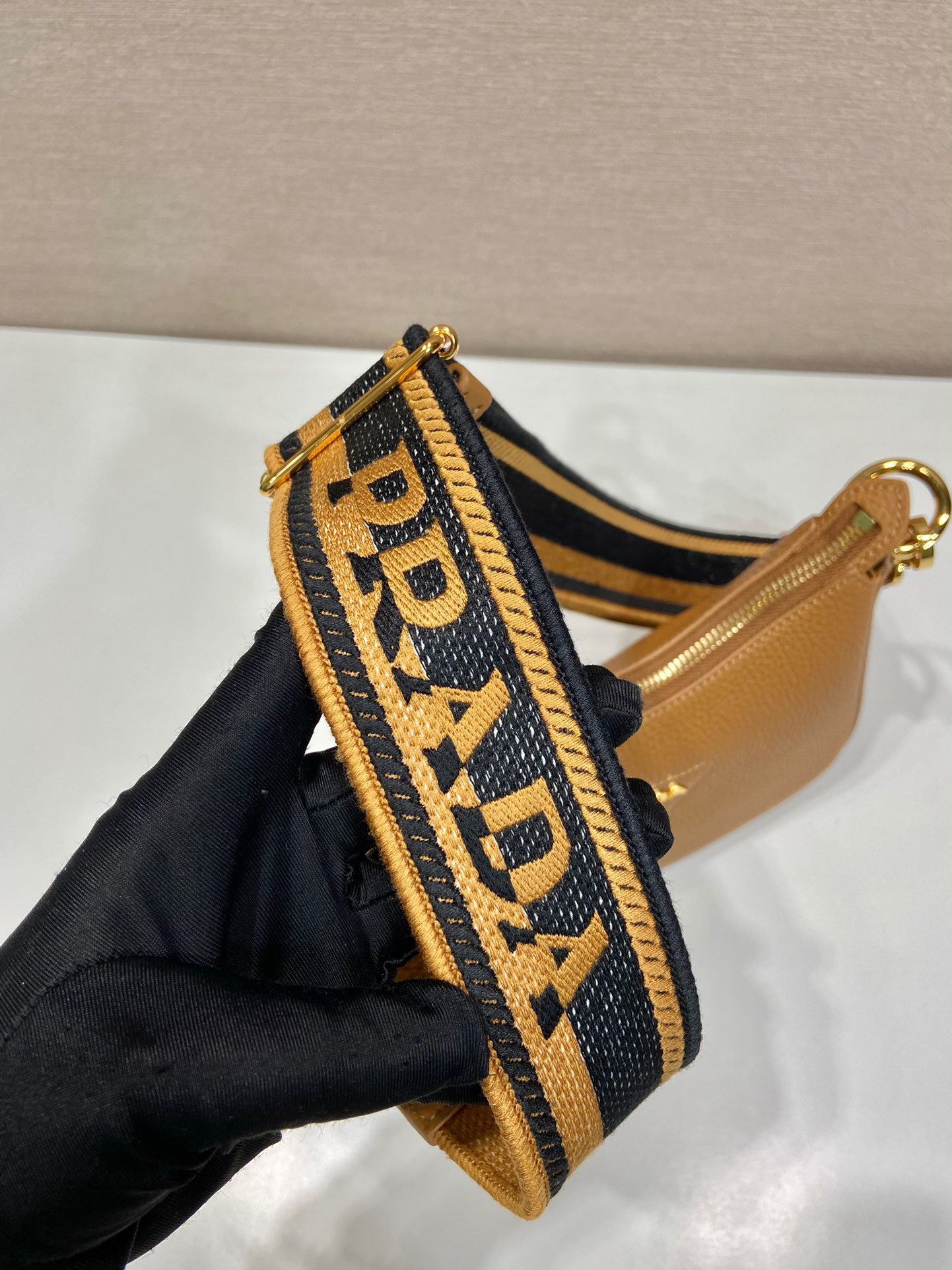 Prada shoulder bag 1BH193