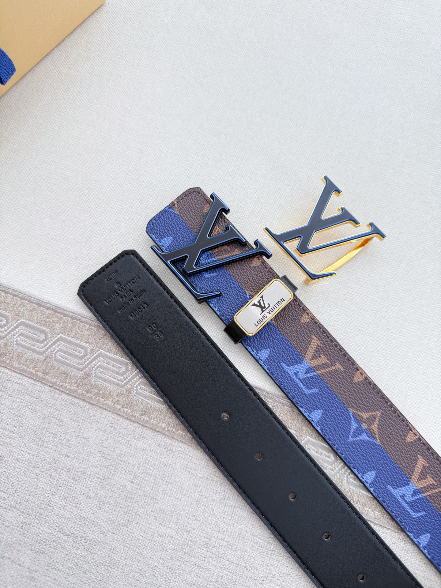 Louis Vuitton Two-tone Monogram Calfskin Men's Belt, 3.8CM Width