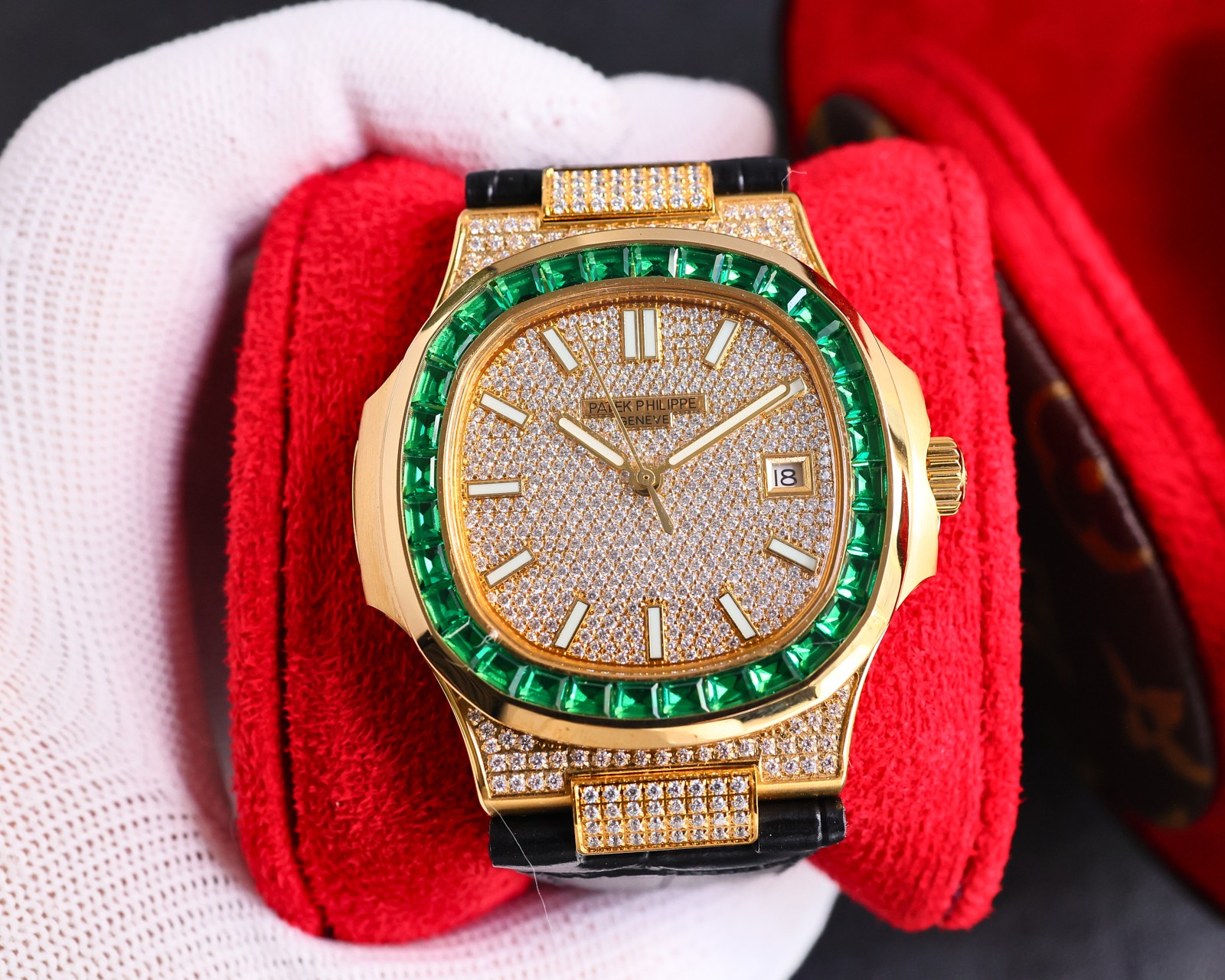 Patek Philippe Diamond Limited Edition Series Nautilus 5711