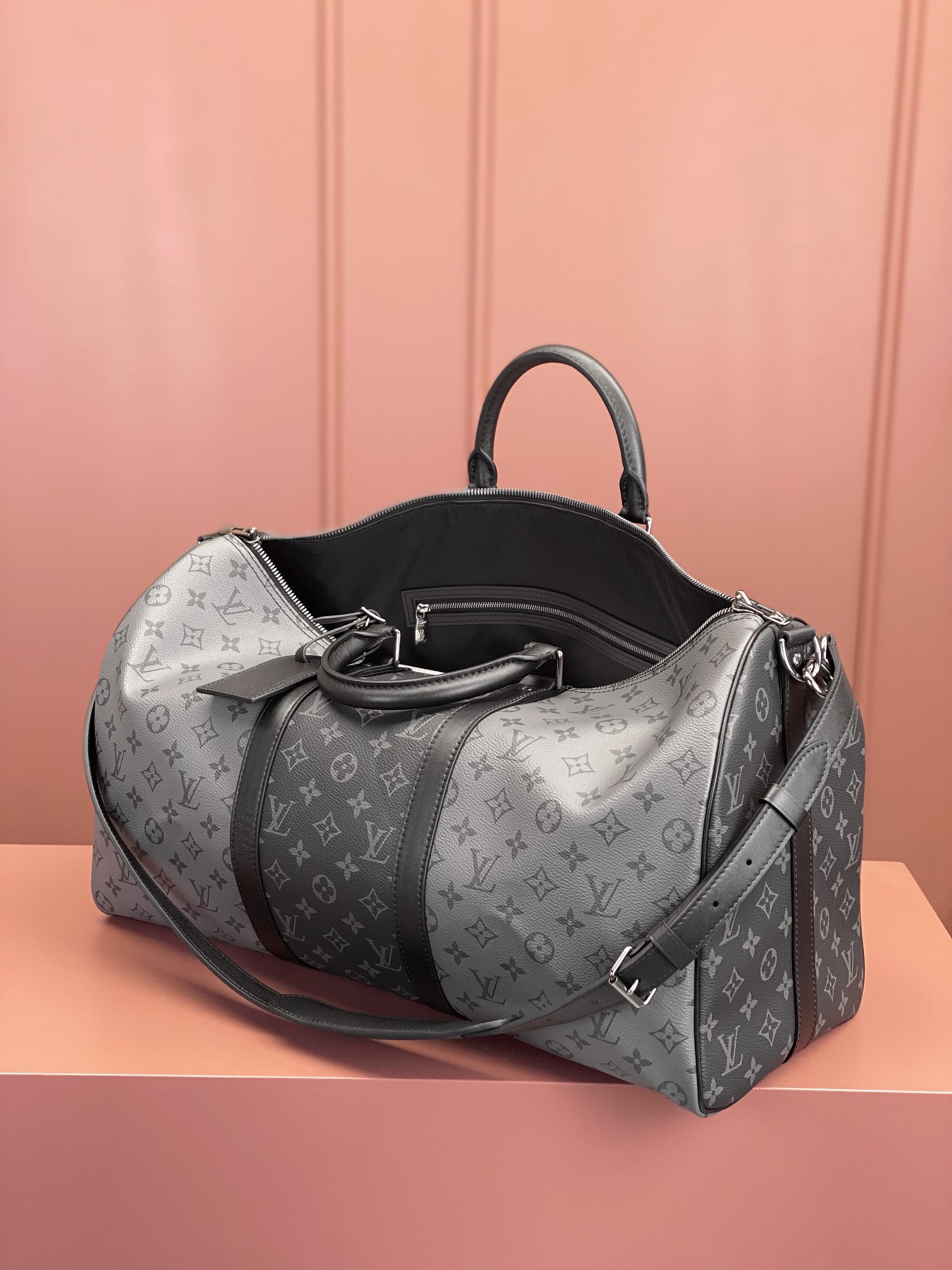 Louis Vuitton KEEPALL BANDOULIÈRE 50 Travel Bag M45392