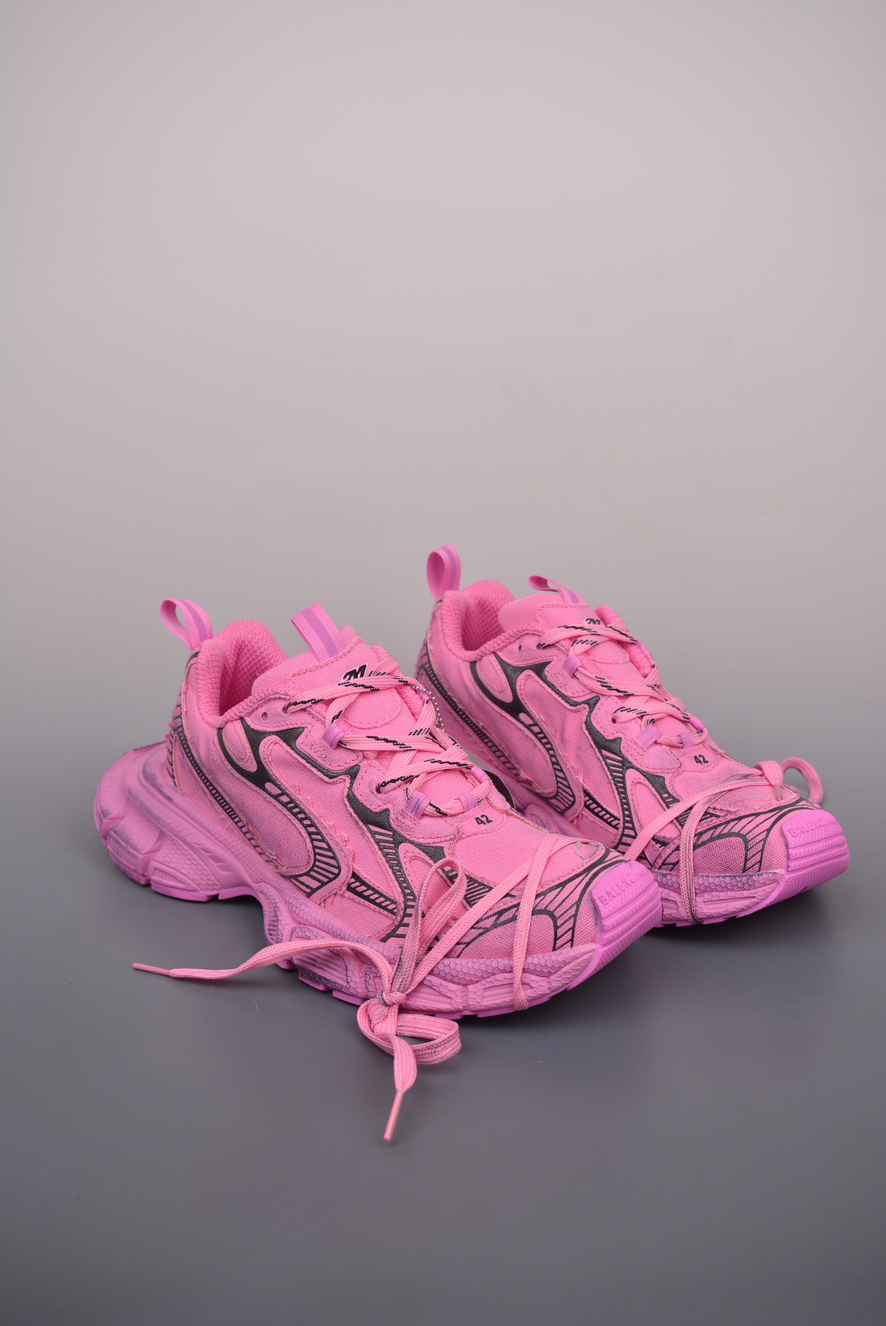 BALENCIAGA 3XL Sneakers Pink Black