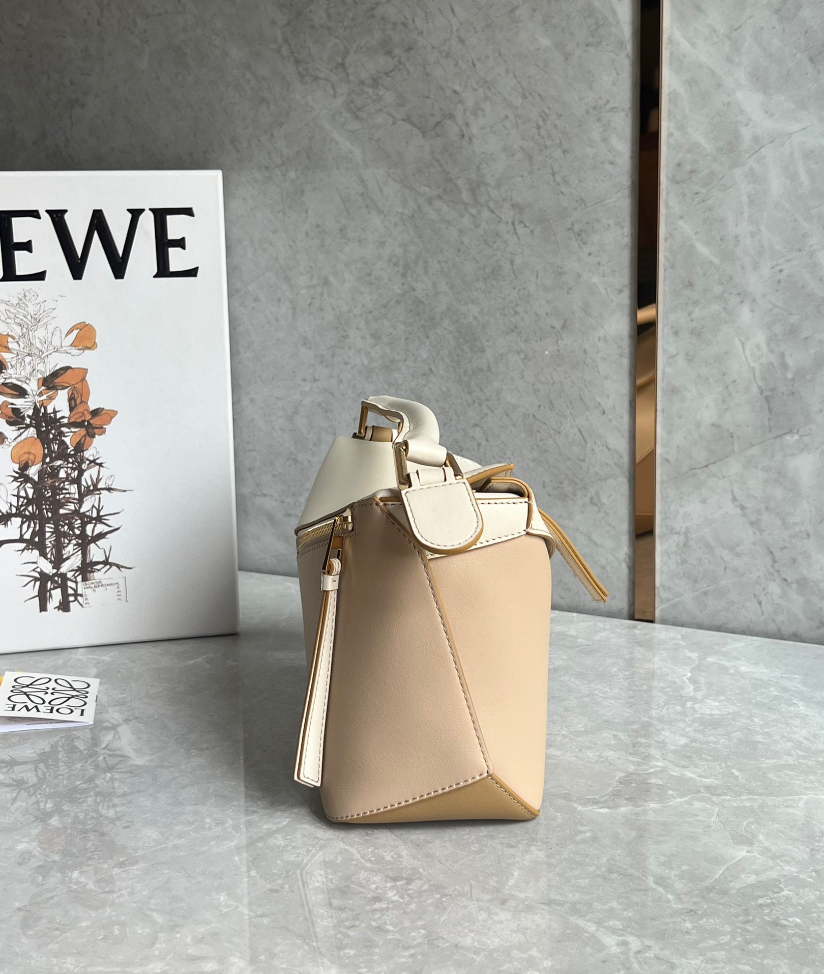 Loewe suede colorblocked zzle bag 0681
