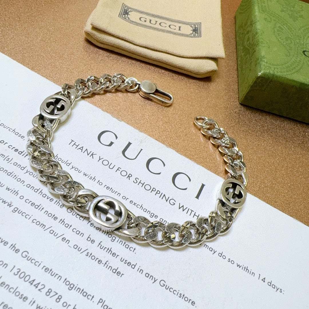 Gucci flat chain bracelet