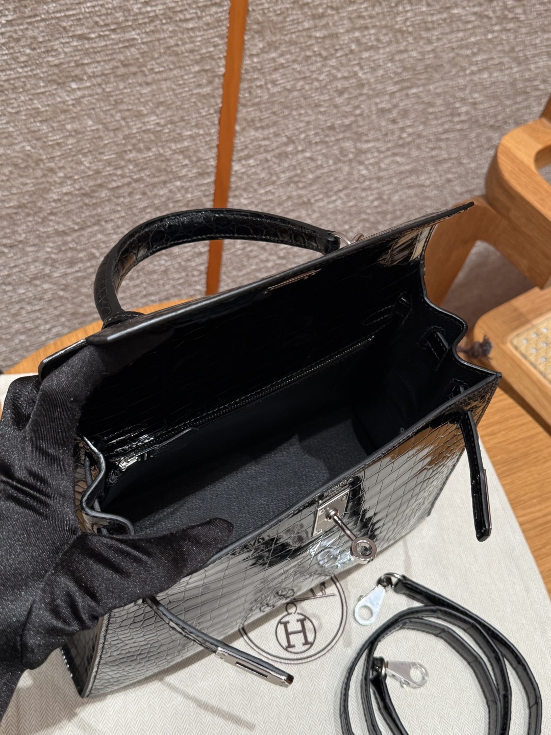 Hermès Kelly 89Noir (Handmade to order)