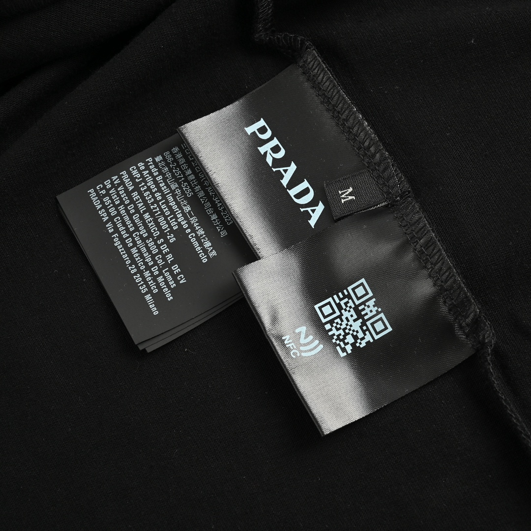 Prada 24ss triangle logo laminated short sleeves