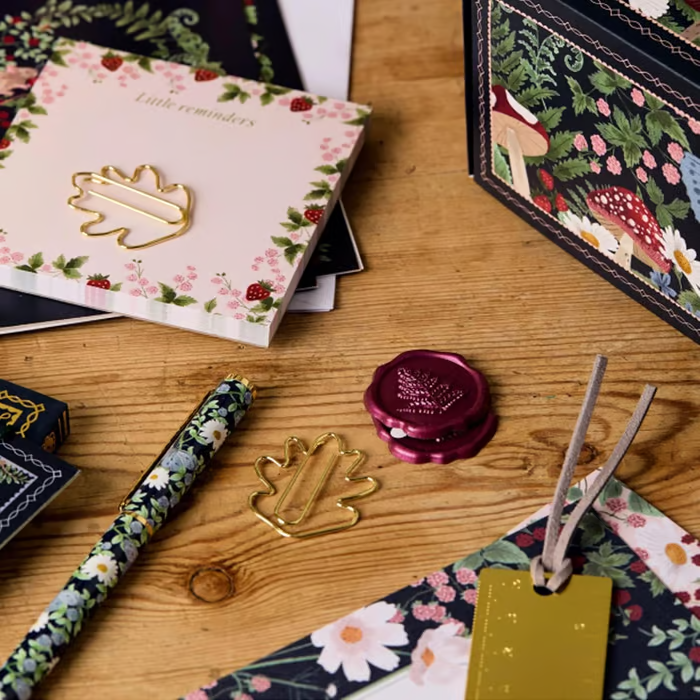 🎄Martha Brook®-24 Days Of Stationery Advent Calendar