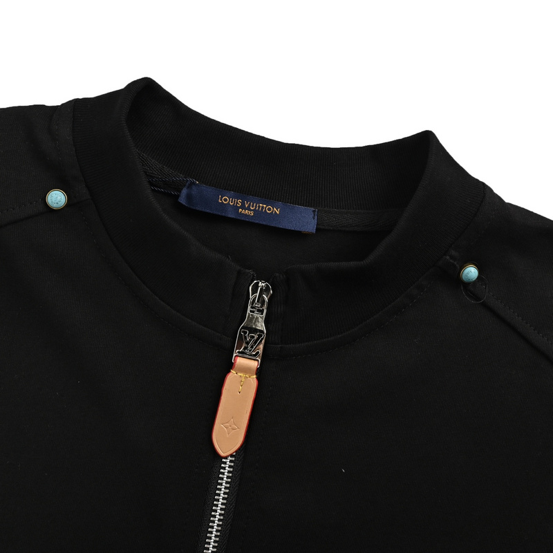 Louis Vuitton 25ss half-zip turquoise rivet short sleeve
