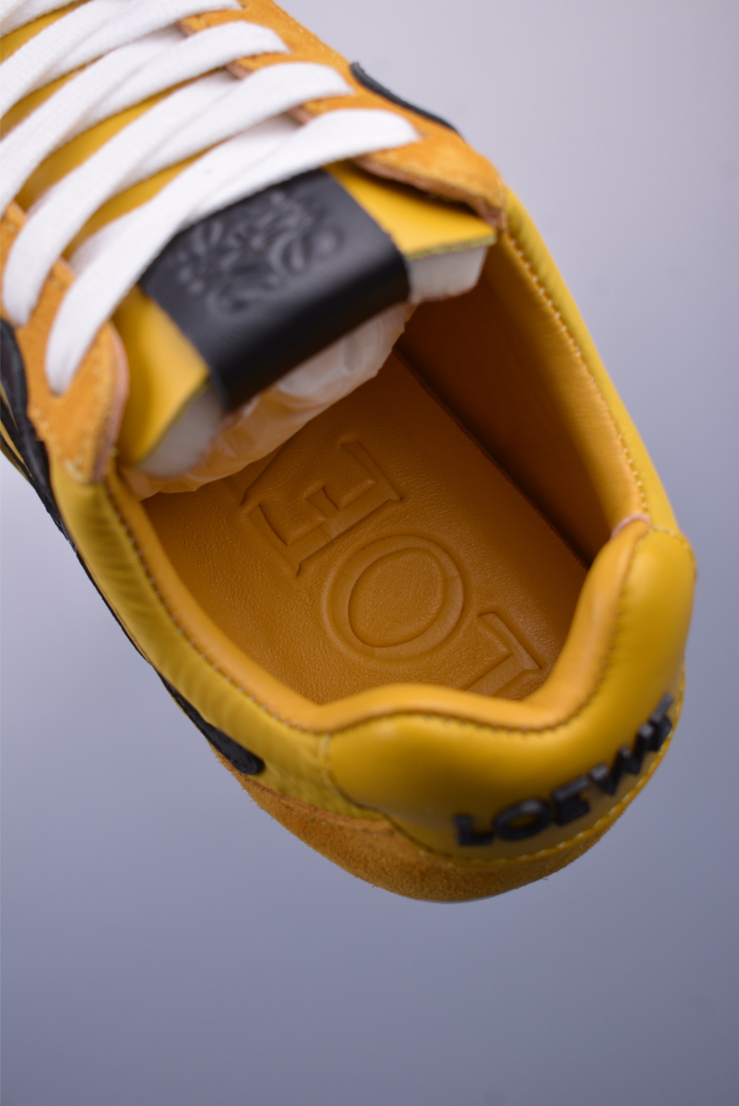 Loewe Ballet Runner 2.0 Sneakers Bruce Lee color LBR2282X01-5406