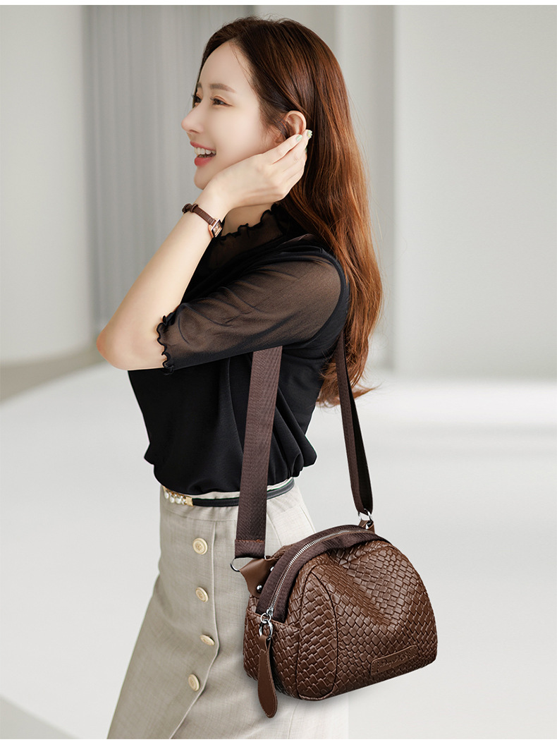 🔥Last Day 50% OFF🔥🌟Hand Weaving Large Capacity Cowhide Shell Bag👜
