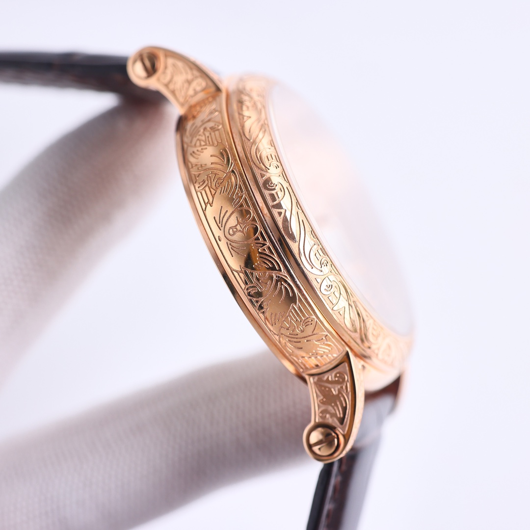Patek Philippe Calatrava Engraved Watch