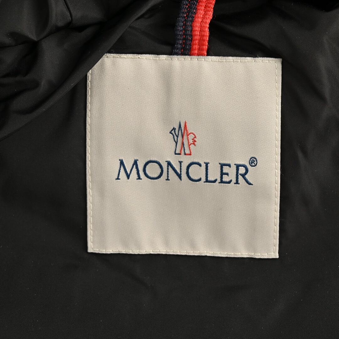 Moncler Khloe long matte down jacket