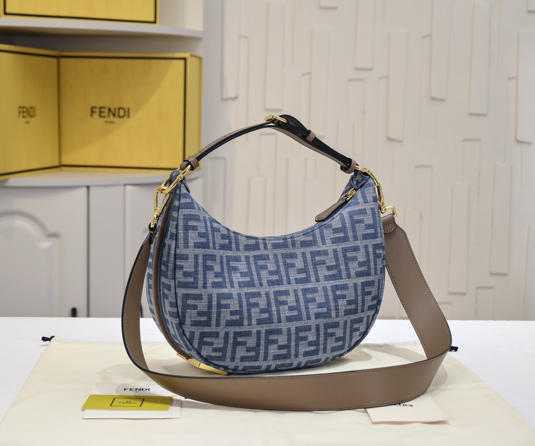 FENDI gray underarm large bag 2196