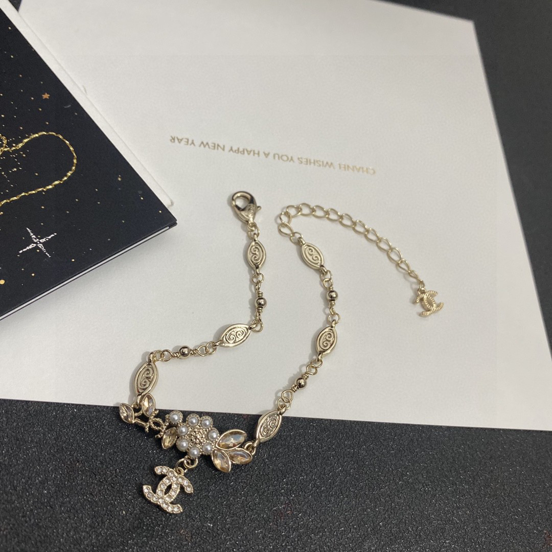 Chanel diamond pearl round bead bracelet