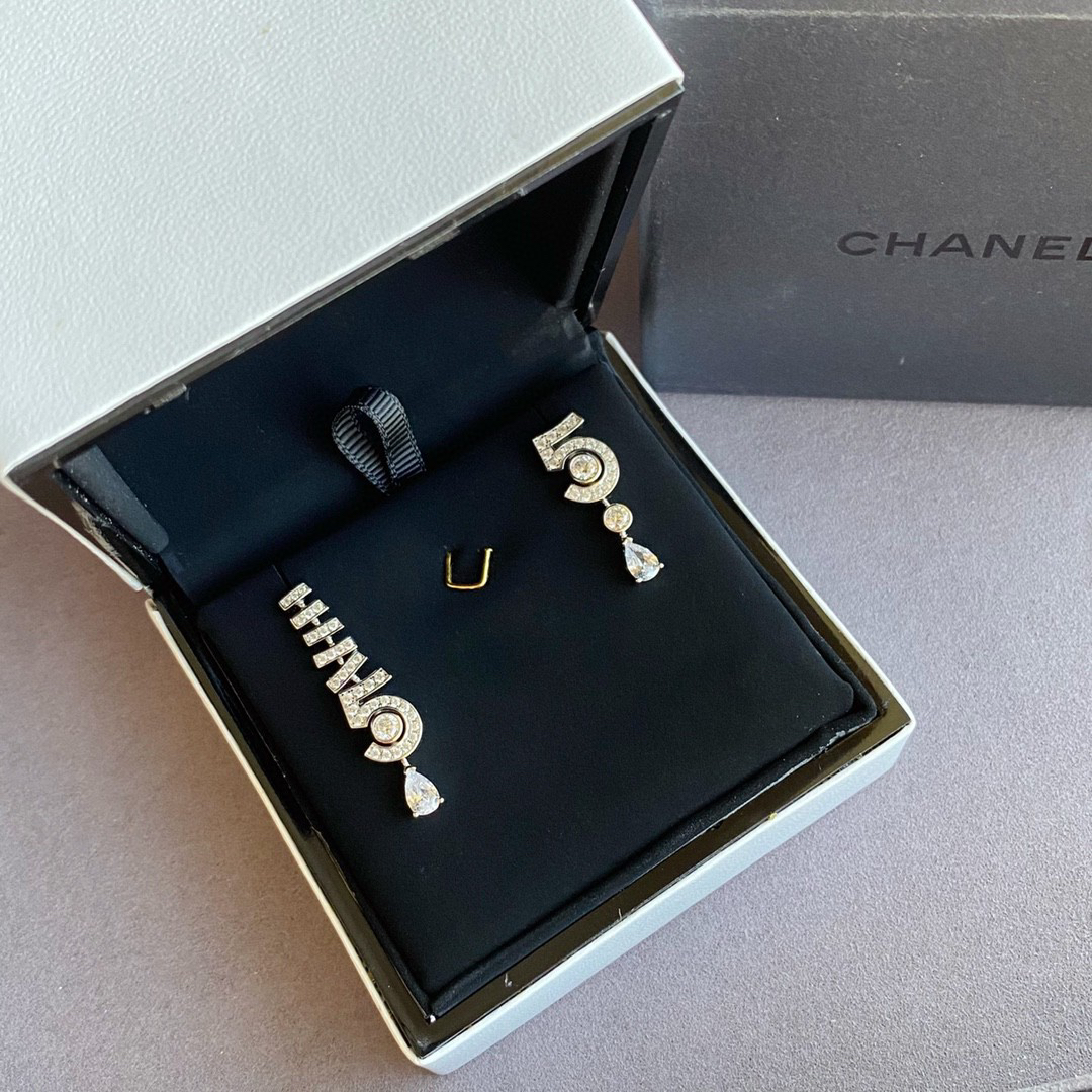 Chanel 5 tassel earrings