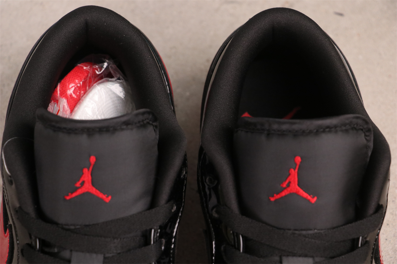 Air Jordan 1 Low 'Patent Bred' 553558-063