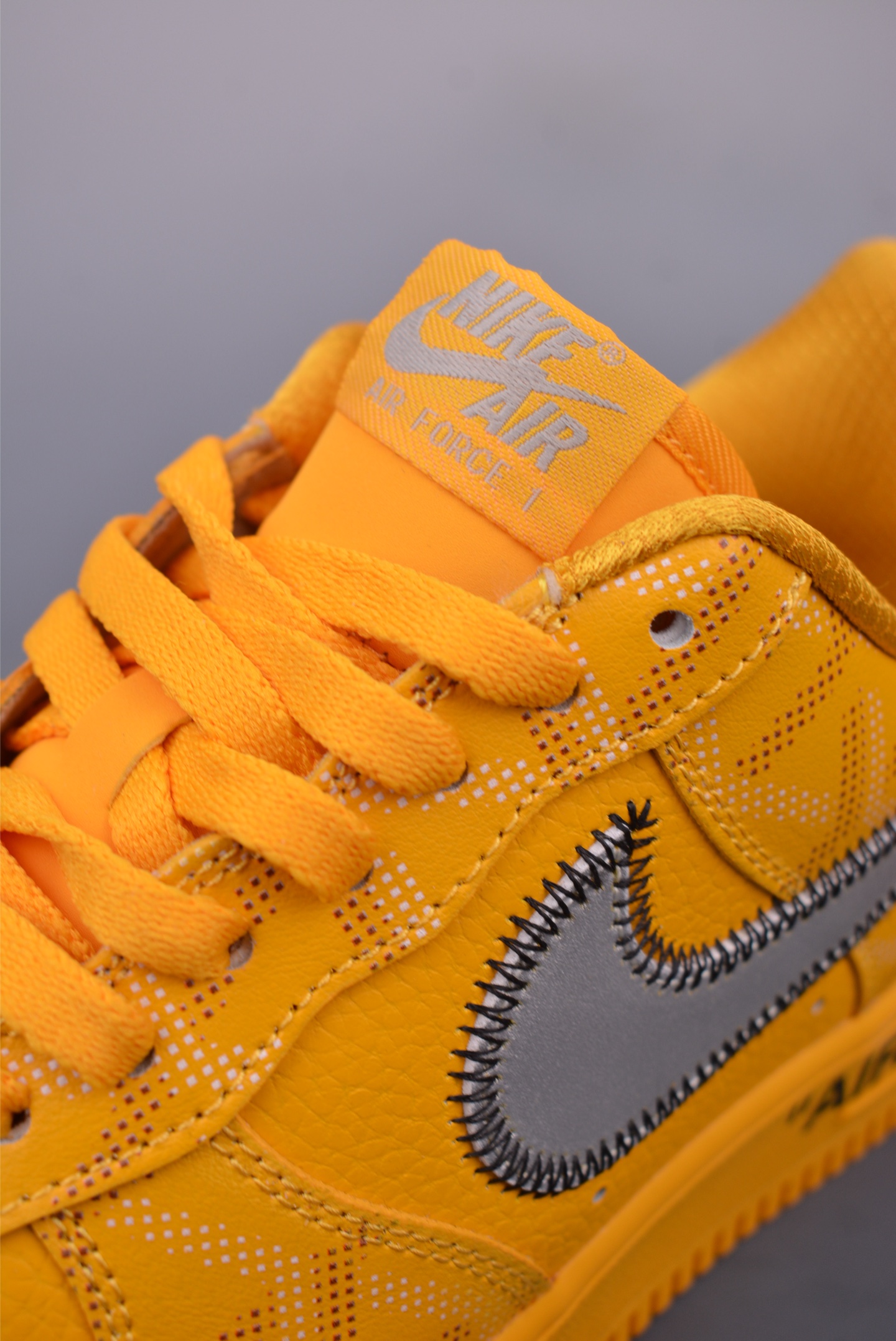 Nike Air Force 1 Low OFF Sneakers YN76984-411