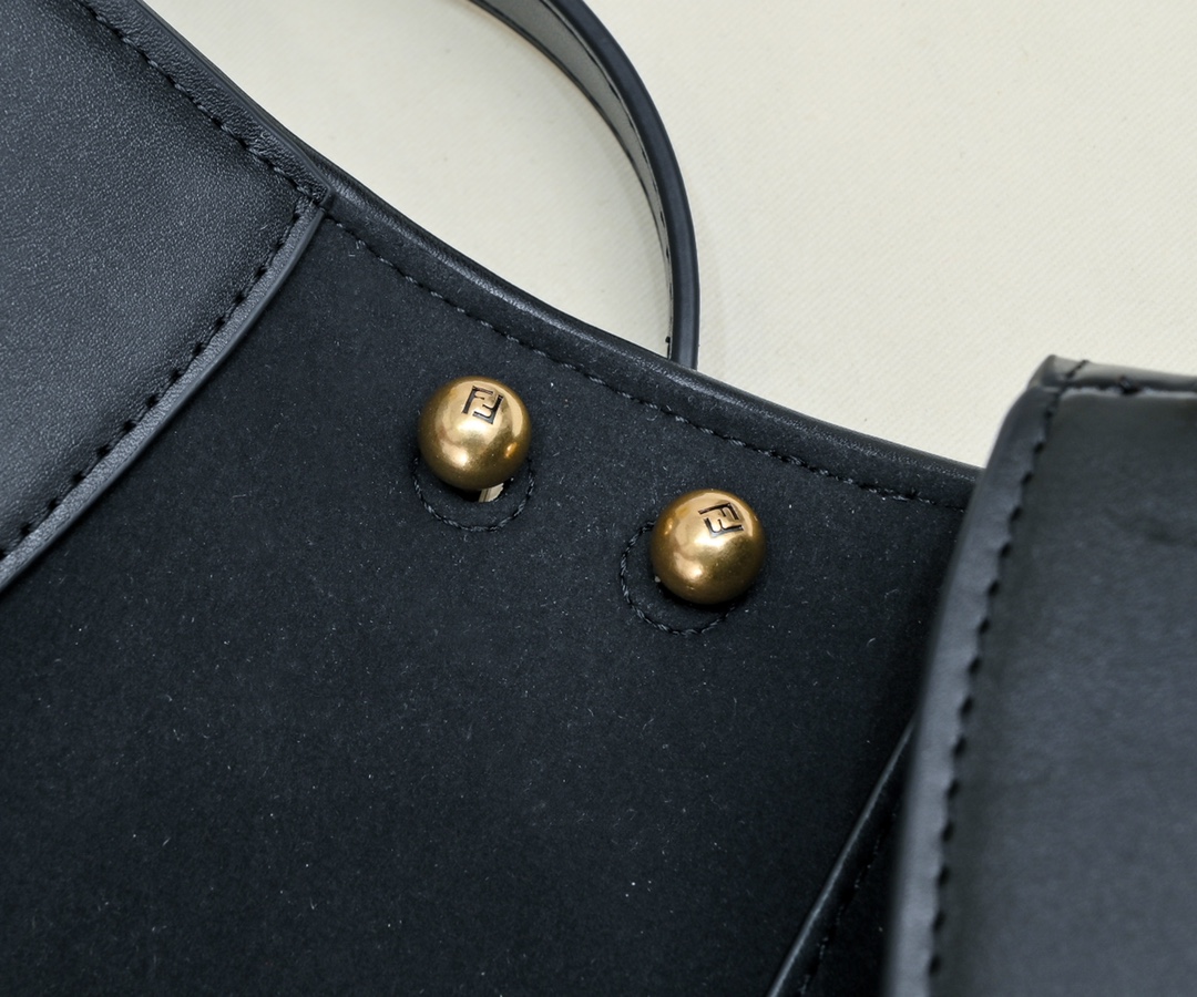 FENDI C'mon series retro large flap bag 6651