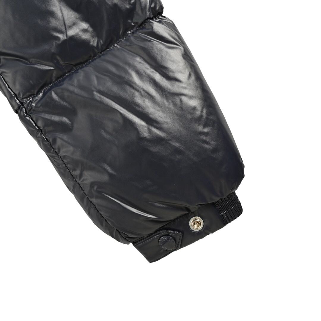 Moncler Montbeliard placket color stripe hooded down jacket